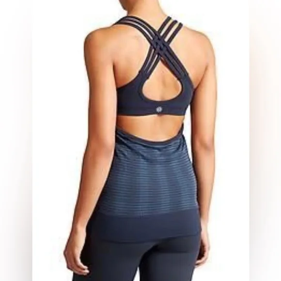 Athleta Mind Over Matter Pixel Tank XS Lily Pad Green Built In Bra Athletic Top - Picture 12 of 13